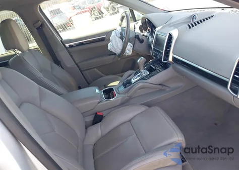 2014 Porsche Cayenne Diesel/Diesel Platinum Edition z USA, uszkodzony, nr VIN WP1AF2A25ELA32915